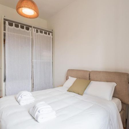The Best Rent - Colourful Two-Bedroom Apartment Near Termini Station Rome Exterior photo